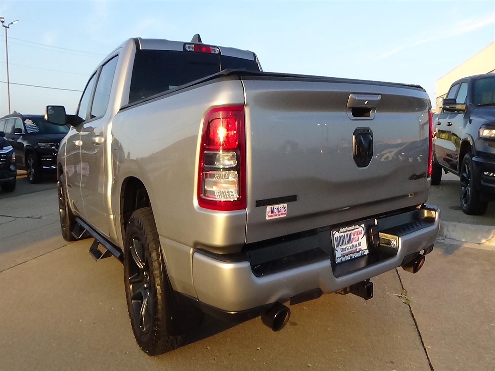 Used 2020 Billet Silver Metallic Clear Coat (psc) RAM Big Horn image 8