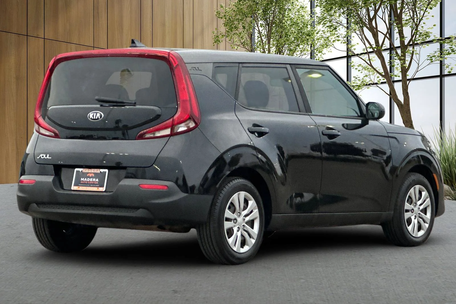 Used 2020 Black Kia LX image 4