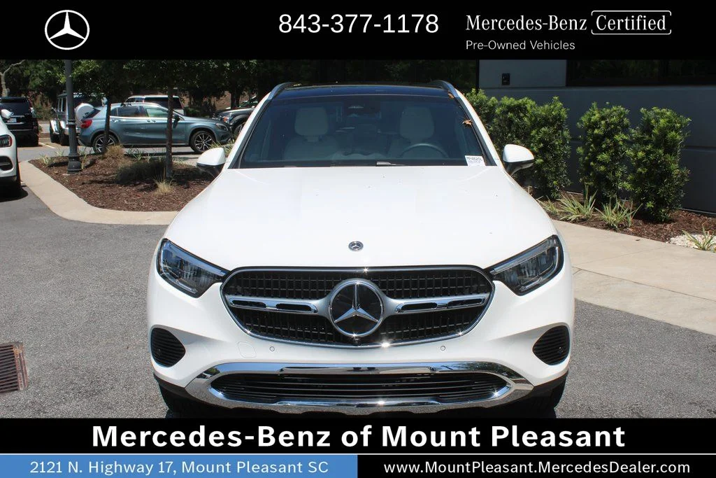 Certified Used 2025 Polar White Mercedes-Benz GLC 350e image 17