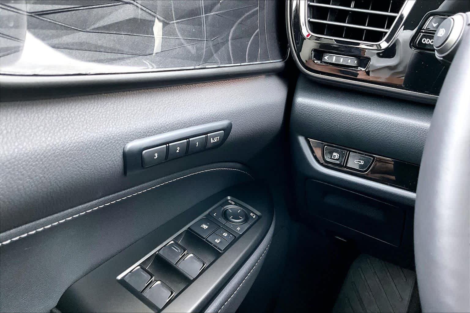 Certified Used 2025 SONIC CHROME Lexus Premium image 36