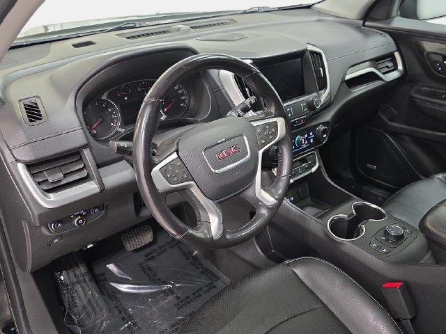 Used 2022 Black GMC SLT image 16