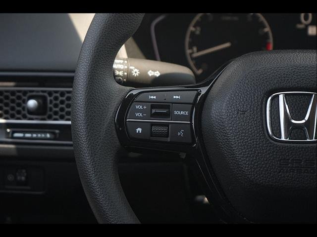 Used 2026  Honda LX image 19