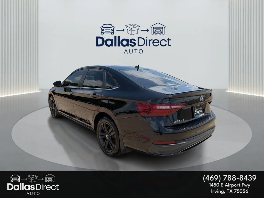 Used 2024 Deep Black Pearl Volkswagen SE image 8