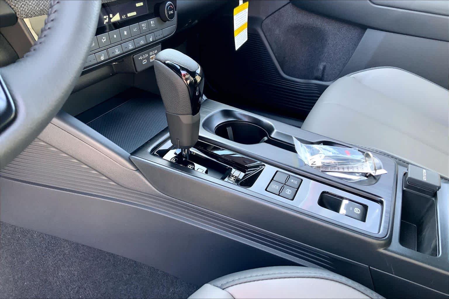 New 2026 ICE SILVER METALLIC Subaru Premium image 6