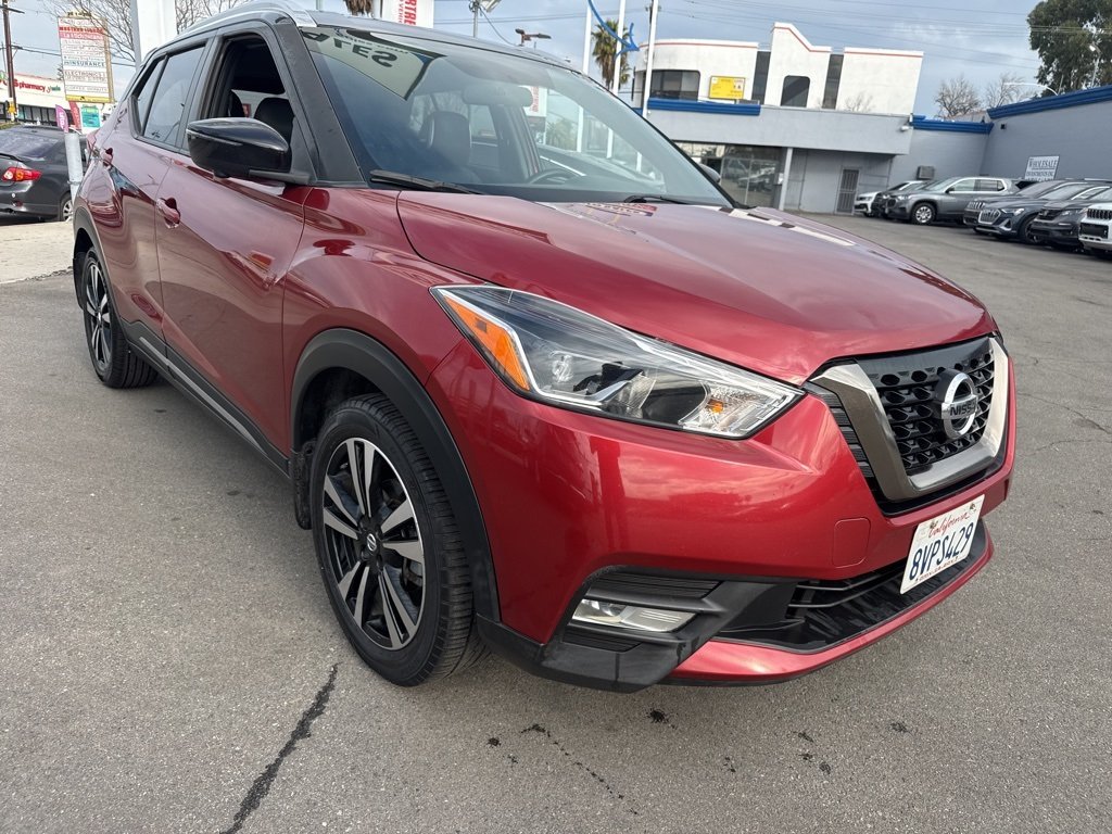 2019 Nissan Kicks SR