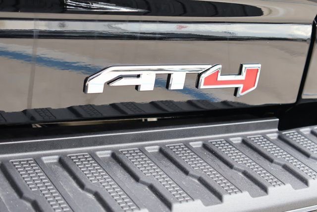 2026 GMC Sierra 2500HD AT4 - Photo 6