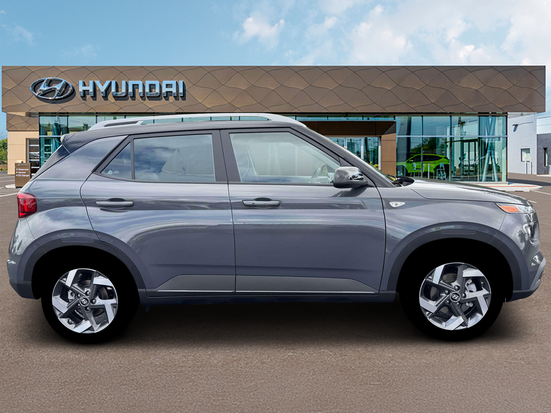 New 2026 Gray Hyundai SEL w/Two-Tone Roof image 9