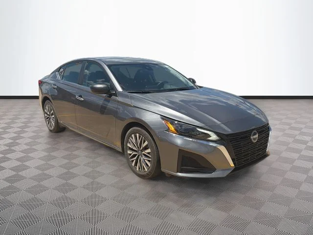 Used 2025 Gray Nissan 2.5 SV image 1