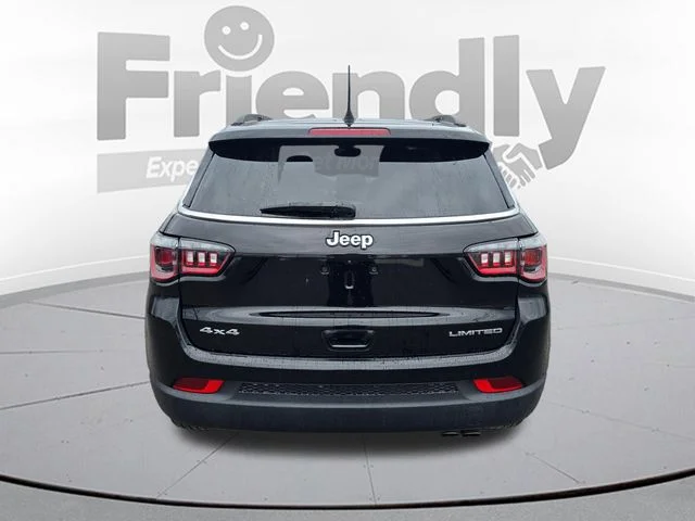 Used 2022 Black Jeep Limited image 6