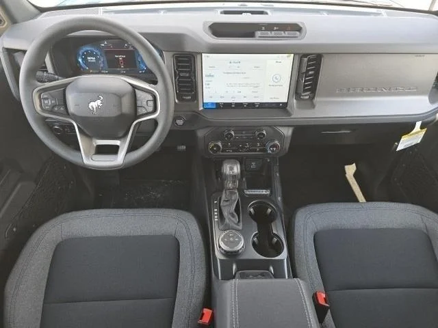 2025 Ford Bronco 4-Door Base - Photo 20