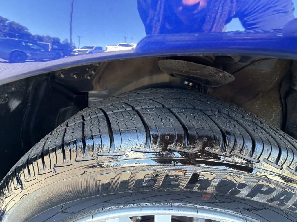 Used 2018 Blue Toyota Two image 11