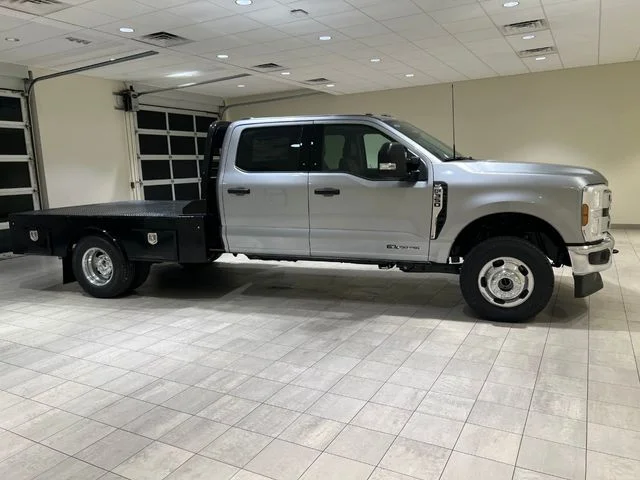 New 2026 Silver Ford XLT image 6