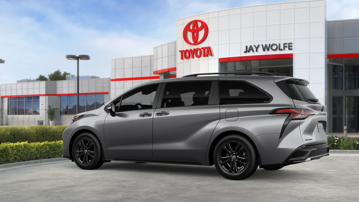 New 2026 Heavy Metal Toyota XSE image 34
