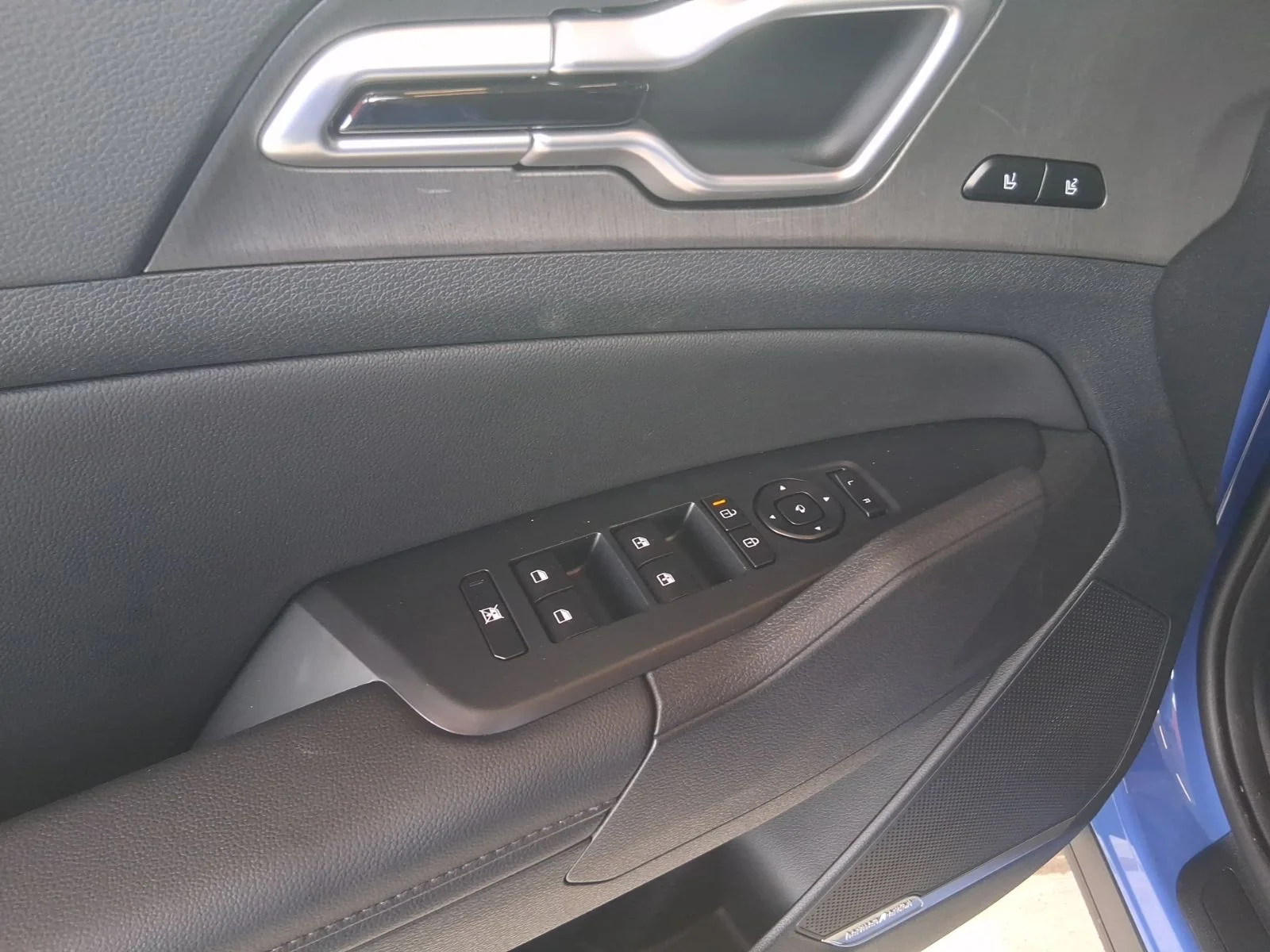 New 2026 Blue Kia X-Line image 21