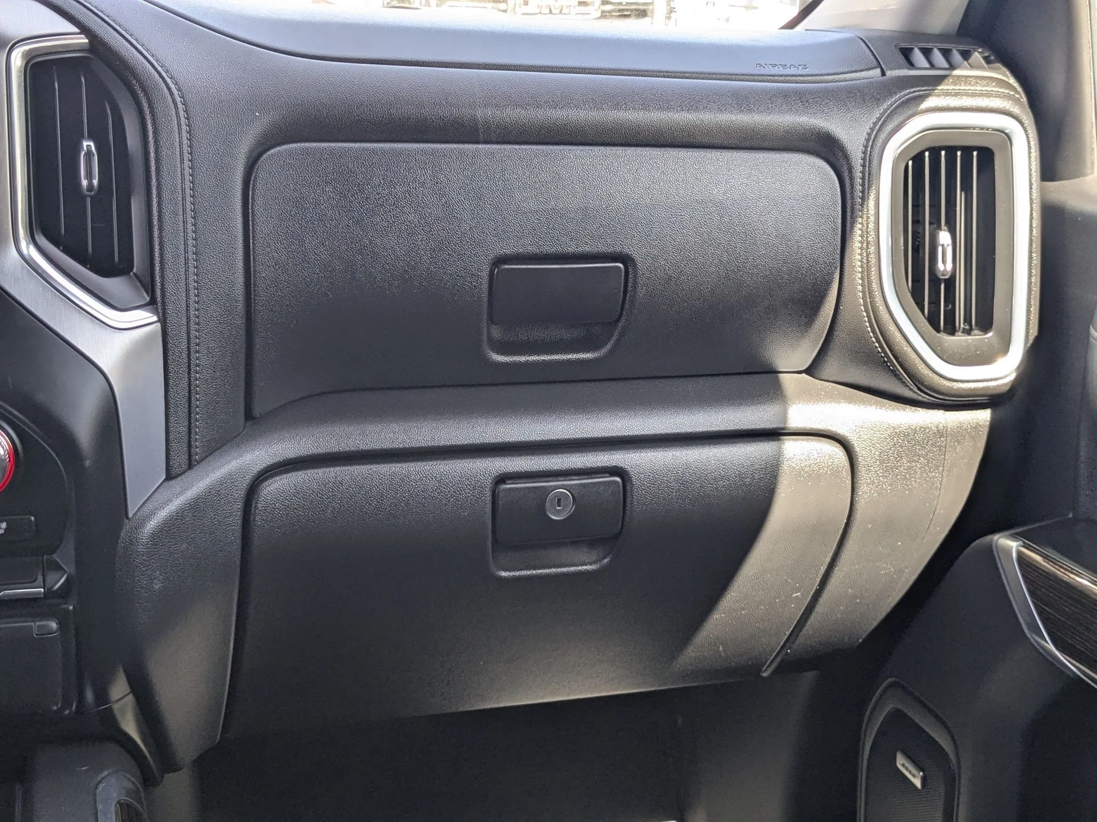 Used 2021 Quicksilver Metallic GMC Elevation image 32