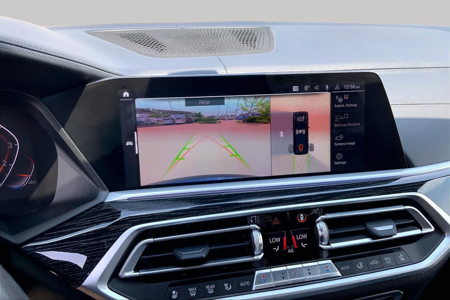 Used 2020 Black Sapphire Metallic BMW xDrive40i image 25