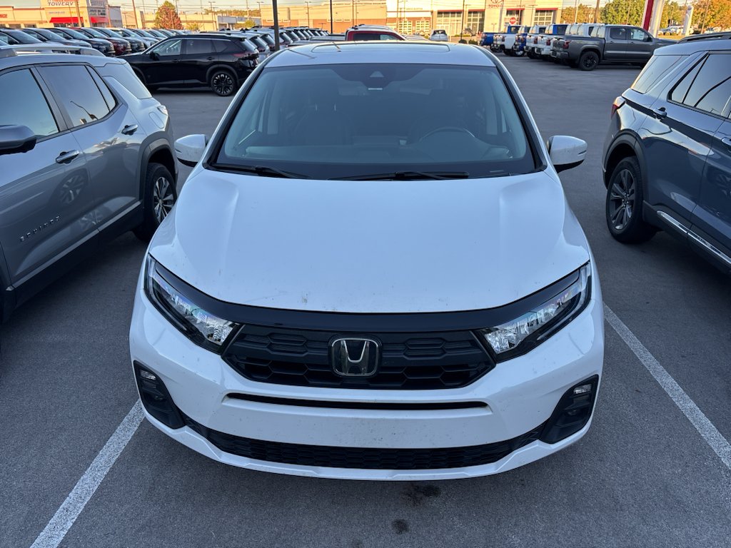 Used 2025 White Honda EX-L image 10