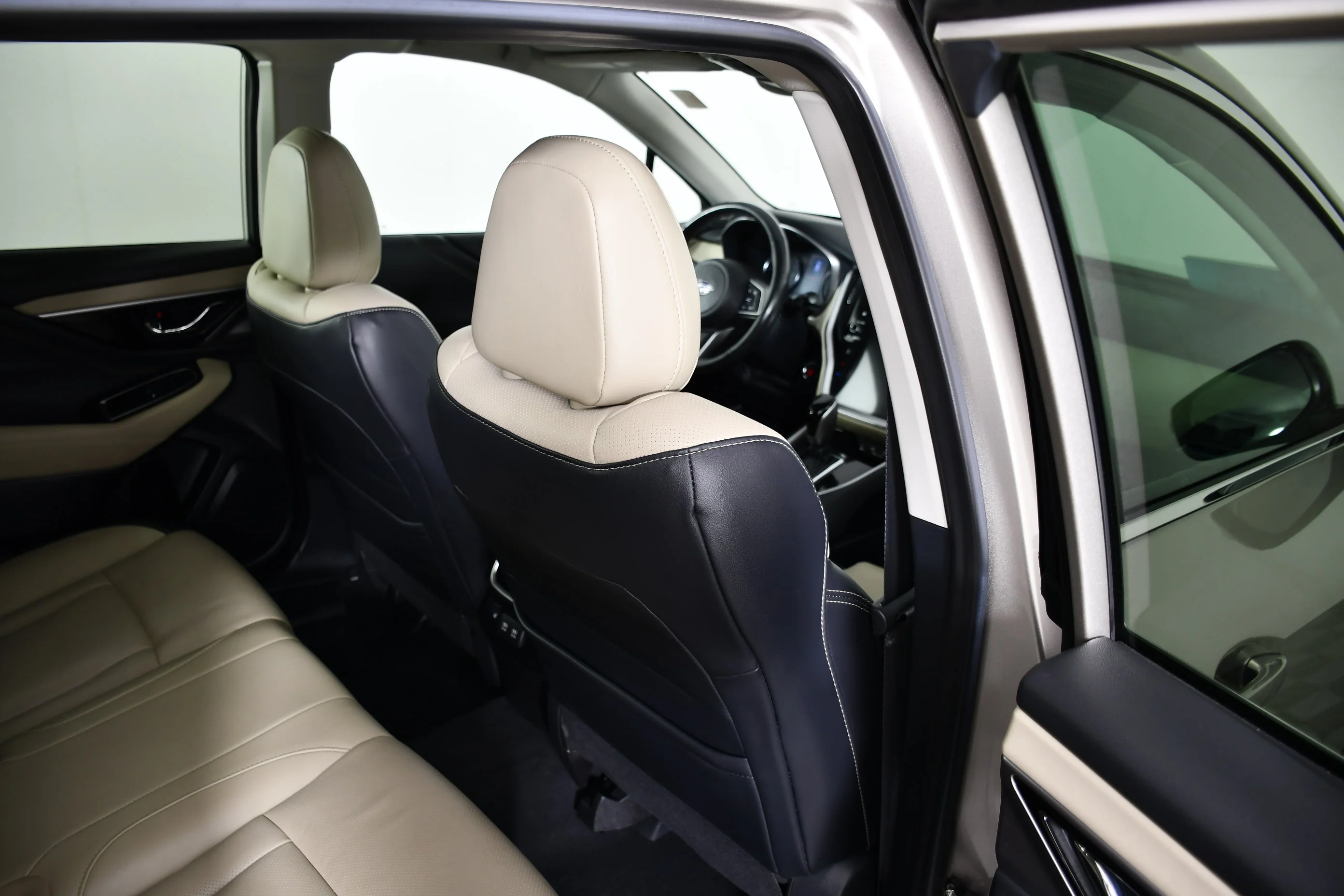 Used 2020 Tungsten Metallic Subaru Limited image 44