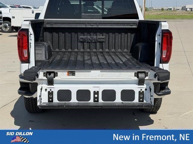 2026 GMC Sierra 1500 SLT - Photo 5