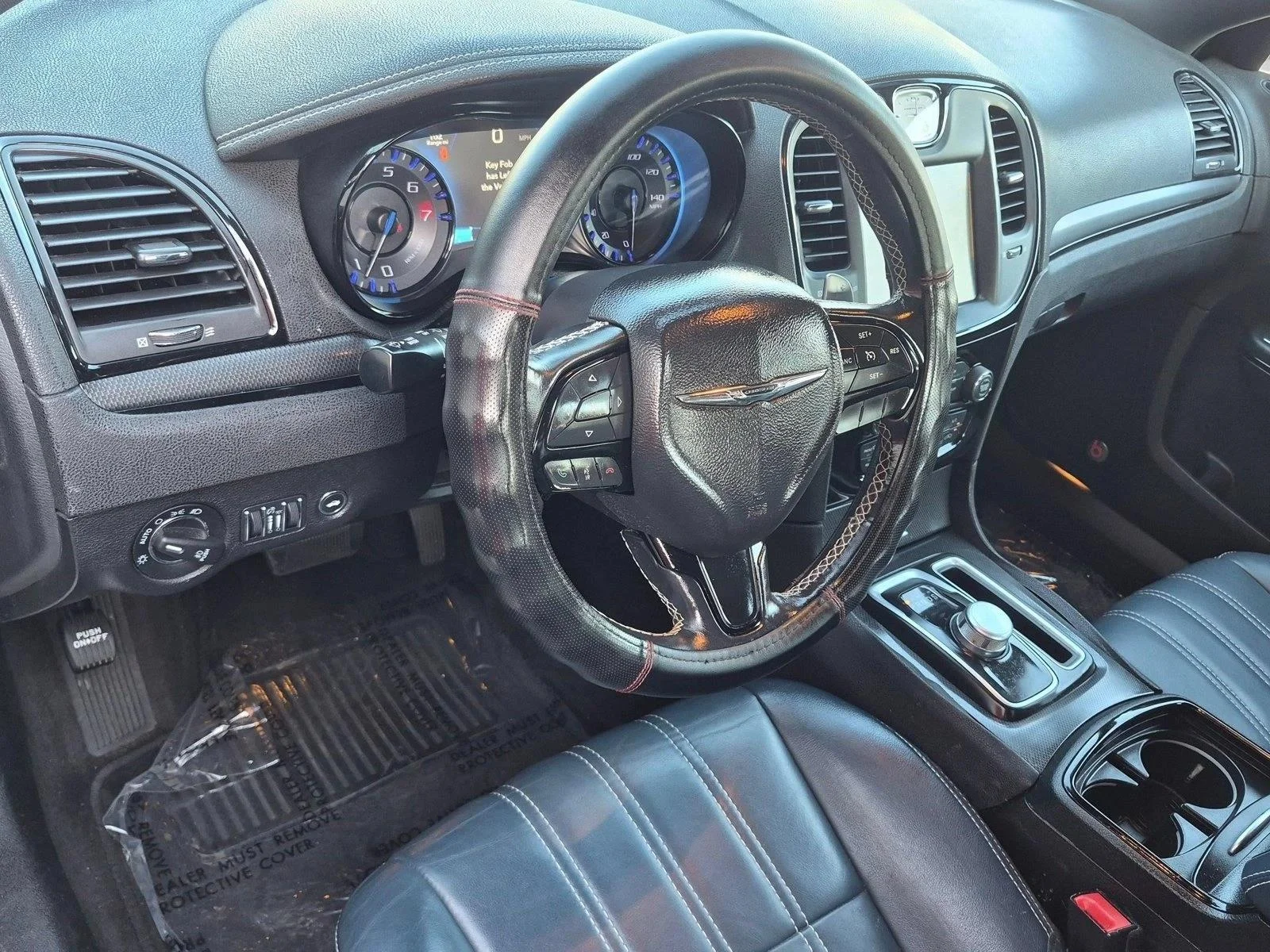 Used 2015 White Chrysler 300S image 10