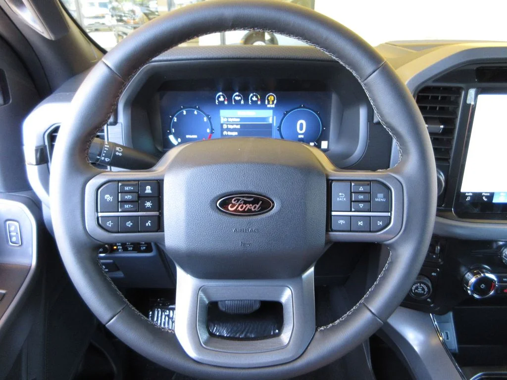 New 2026 Agate Black Metallic Ford XLT image 14