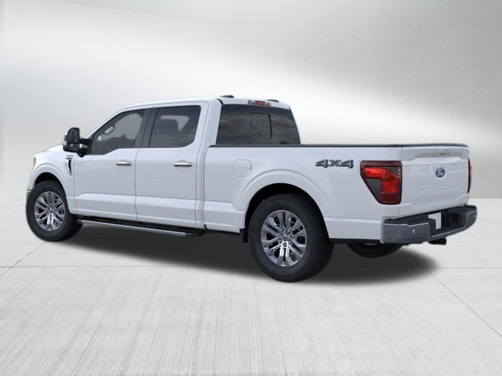 New 2026 Oxford White Ford XLT image 12