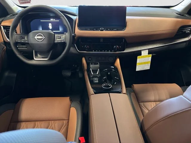 New 2026 Obsidian Green Nissan Platinum image 11