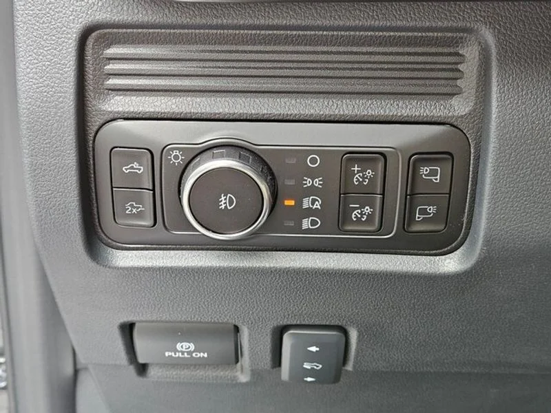 New 2026 Carbonized Gray Metallic Ford F-250® Lariat® image 32