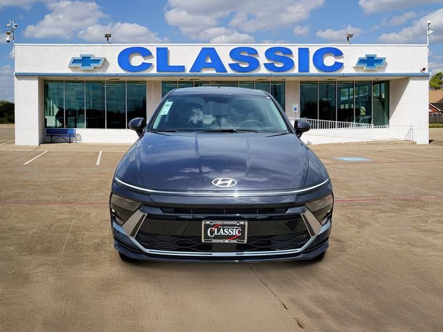Used 2024 Blue Hyundai SEL image 2