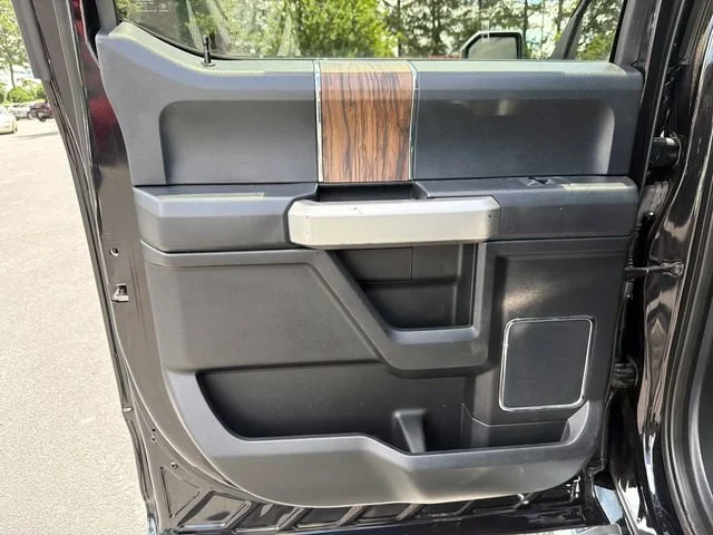 Used 2019 Black Ford LARIAT image 21