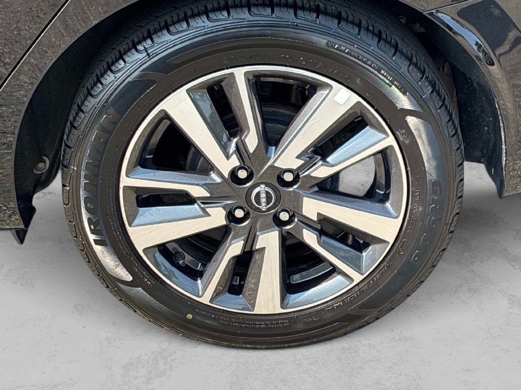 Used 2024 Black Nissan 1.6 SV image 19