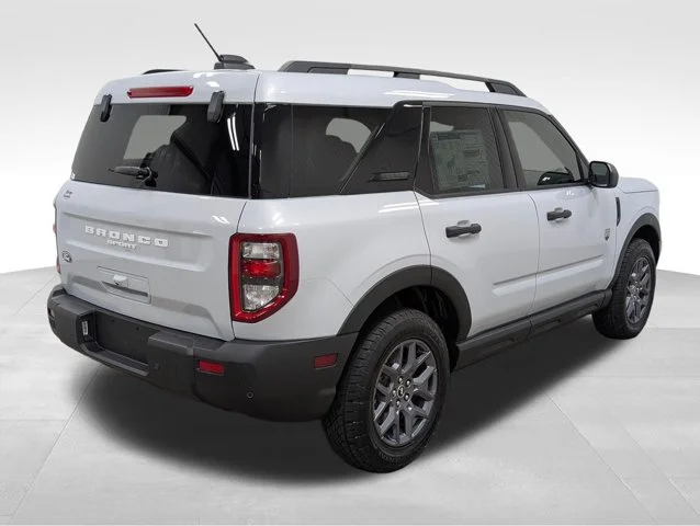 New 2026 Space White Metallic Ford Big Bend® image 43