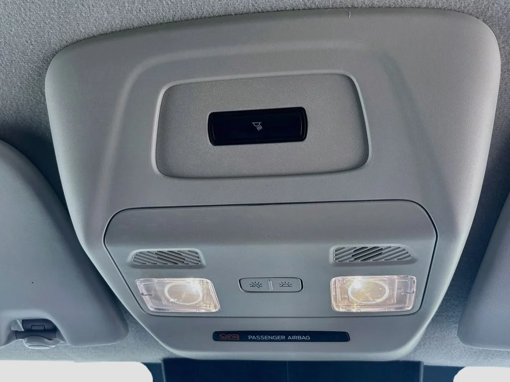 Used 2025 White Ford Base image 21