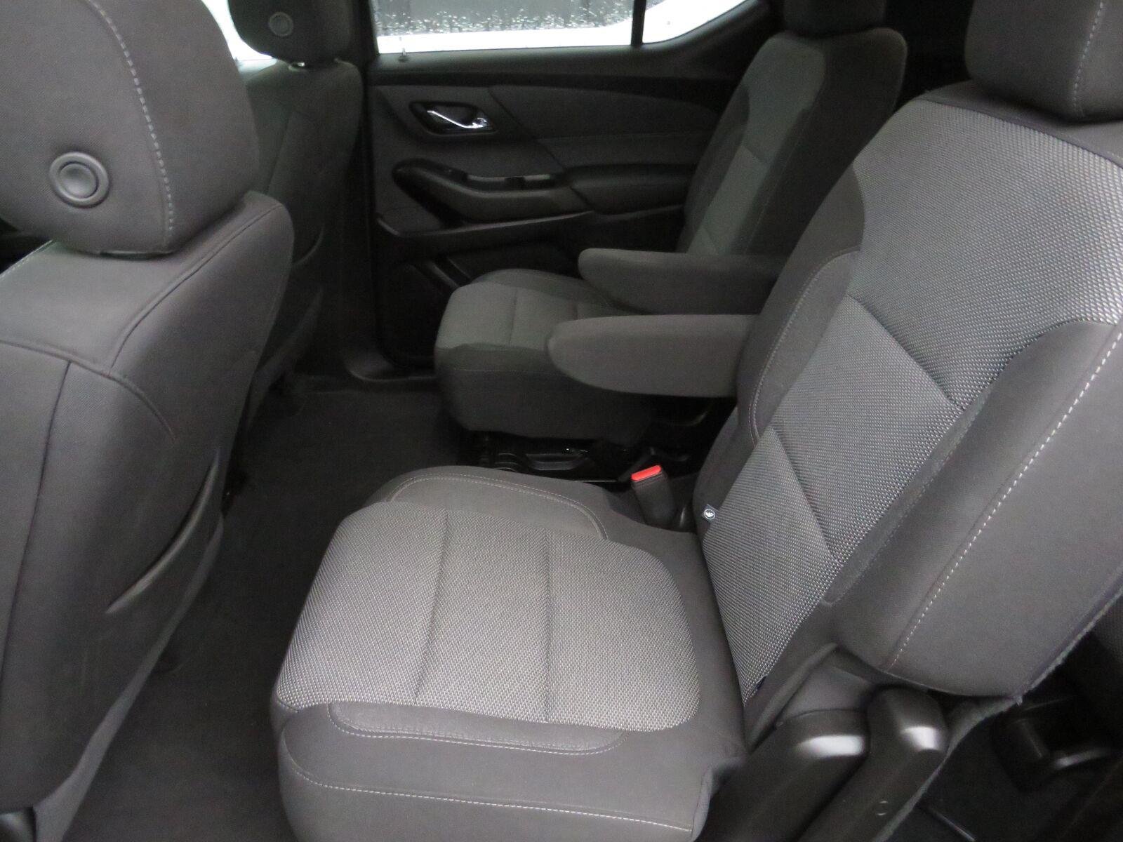 Used 2023 Silver Sage Chevrolet LT image 15