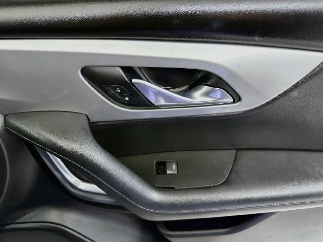 Used 2021 Black Chevrolet LT image 27