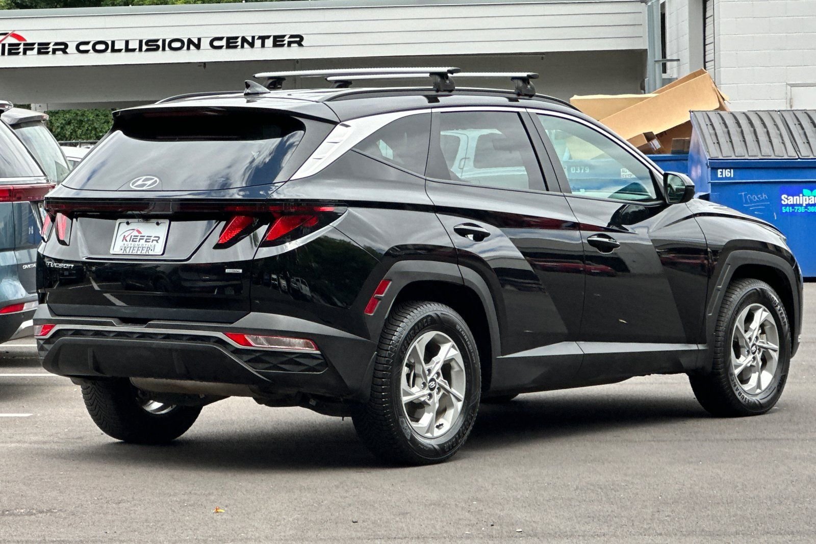 Used 2024 Black Hyundai SEL image 4