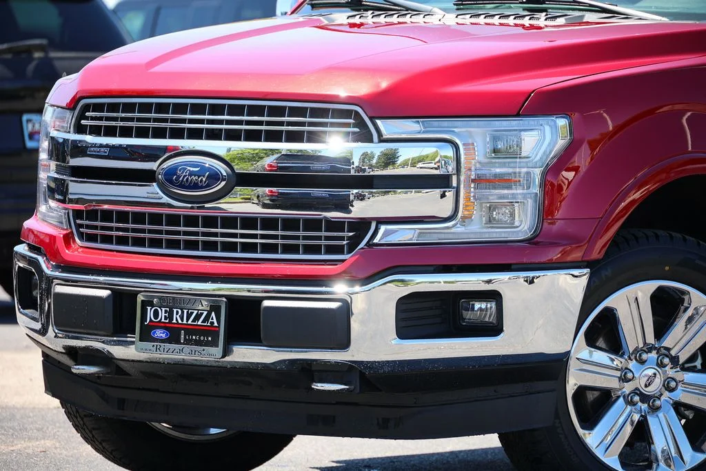 Used 2019 Red Ford Lariat image 19