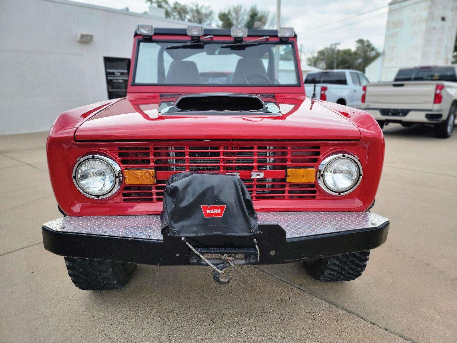 Used 1973 RED FORD RANGER image 2
