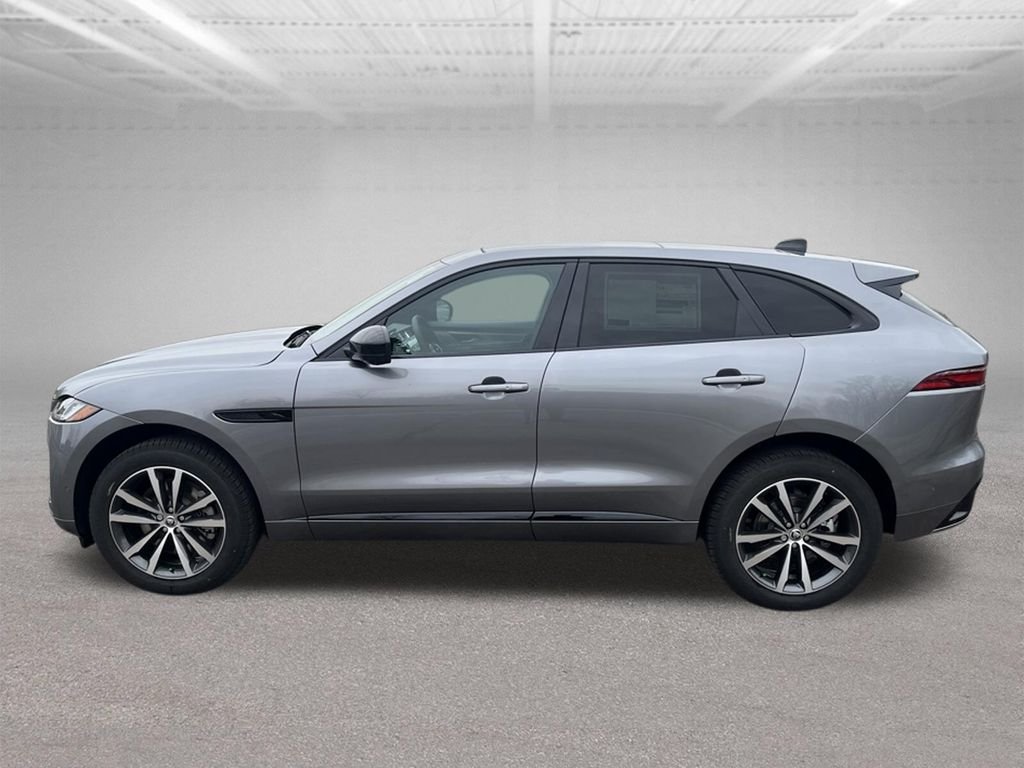 New 2026 Eiger Grey Jaguar P250 R-Dynamic S image 2
