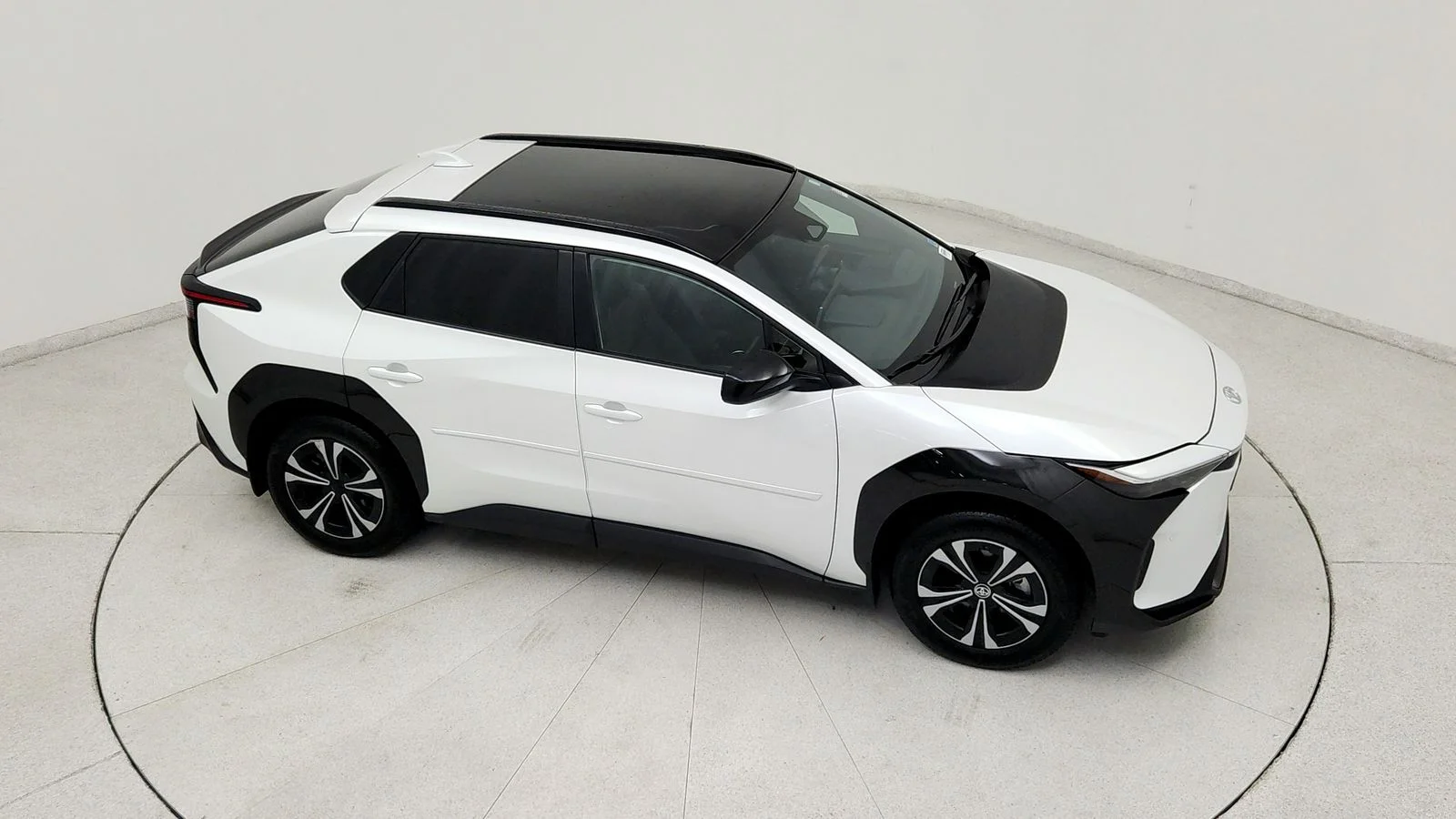 Used 2024 Beige Toyota XLE image 20