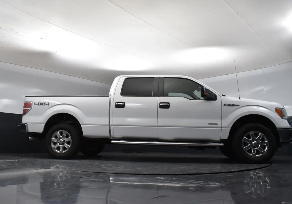 Used 2014 White Ford XLT image 11