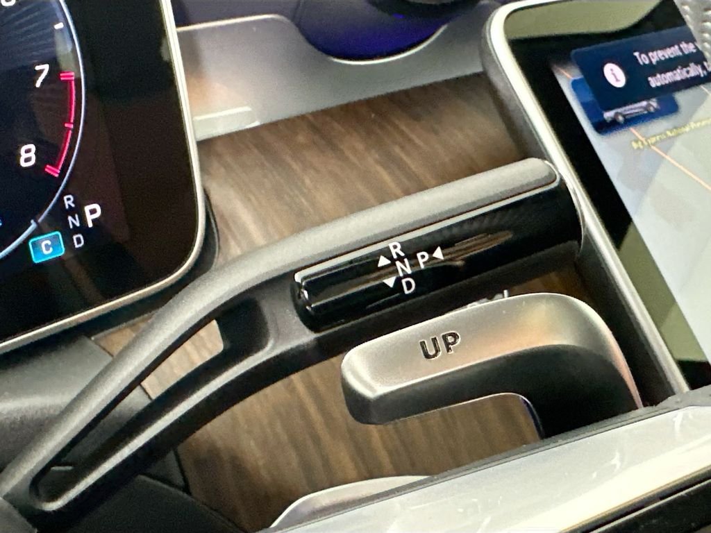 New 2026 Polar White Mercedes-Benz C 43 AMG® image 17