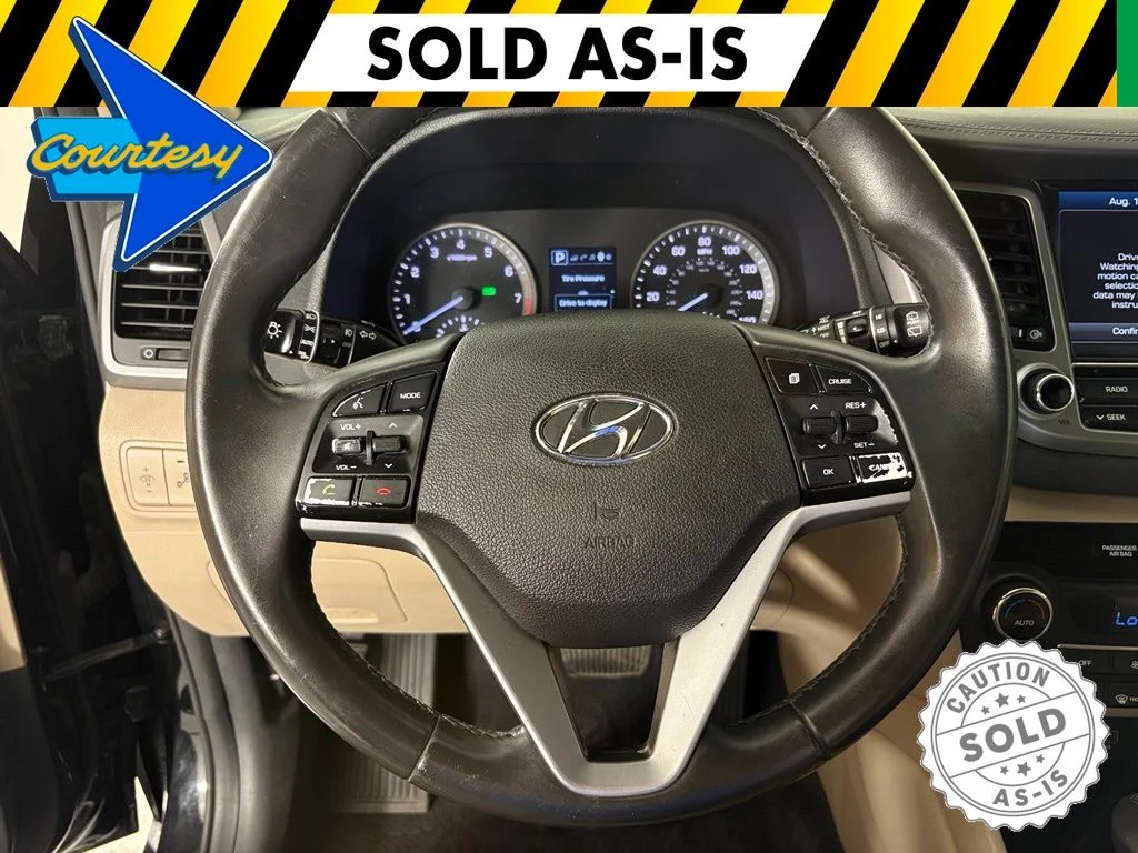 Used 2018 Black Hyundai SEL Plus image 17