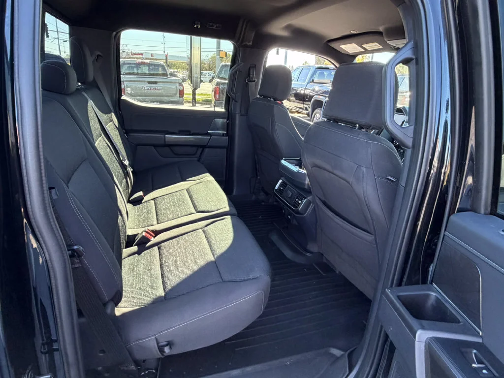 2023 Ford F-150 XLT - Photo 11