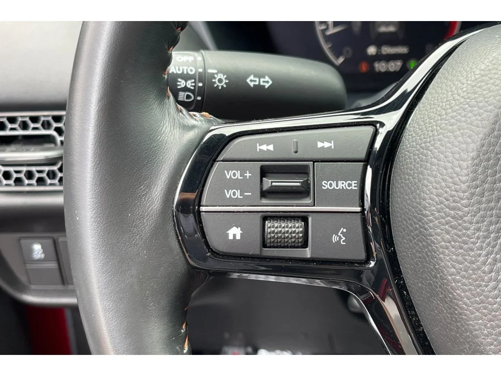 Used 2023 MILANO RED Honda Sport image 34