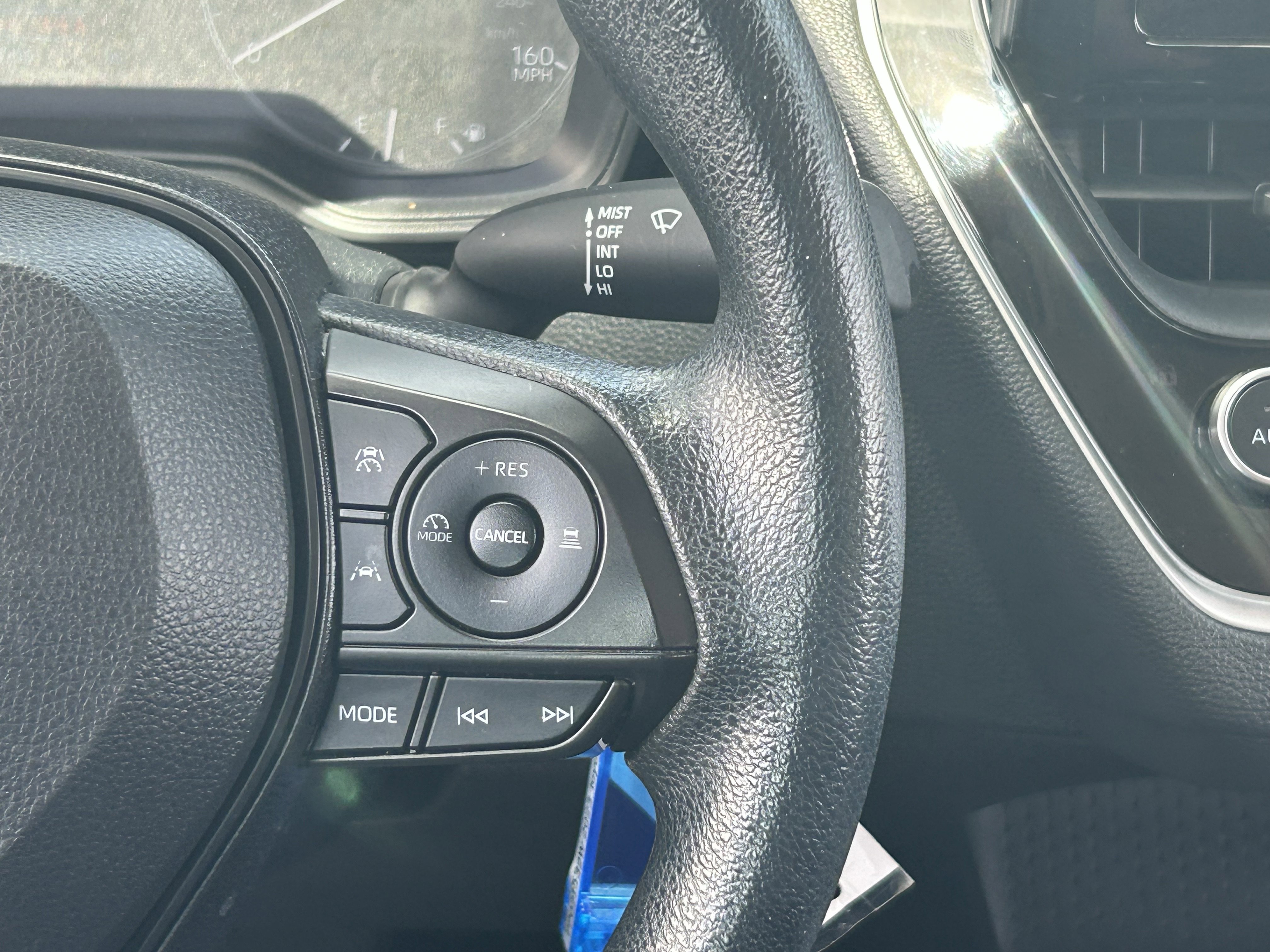 2023 Toyota Corolla LE - Photo 23