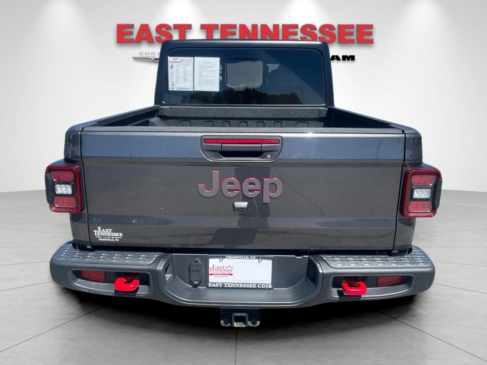 Used 2025 Gray Jeep Rubicon image 4