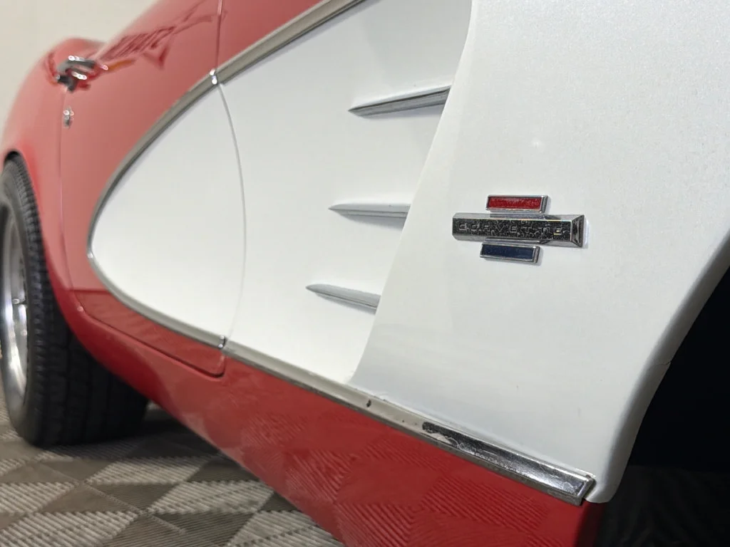 Used 1961 Red Chevrolet  image 39