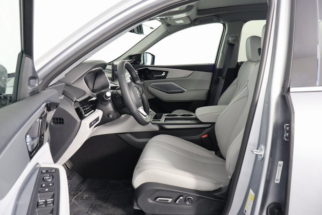 New 2026 Solar Silver Metallic Acura Technology Package image 5