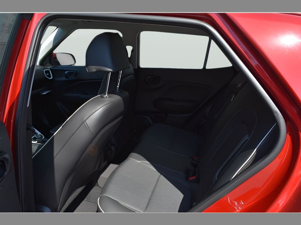 Used 2025 ULTIMATE RED Hyundai Limited image 11